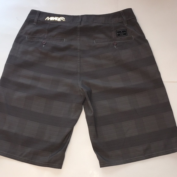 Rip Curl Boardwalk shorts - Picture 7 of 8